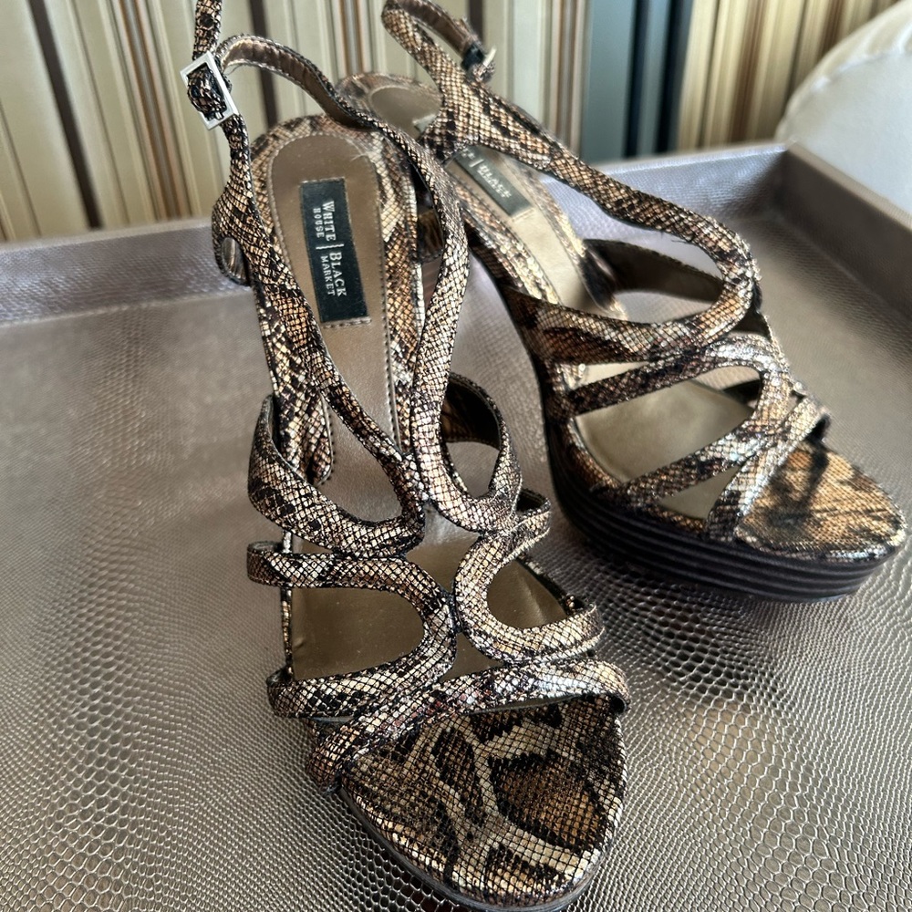 Metallic snake print heels - Picture 3 of 9